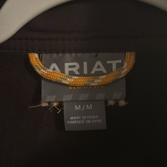 COPY - Women’s Ariat vest - Picture 2 of 7